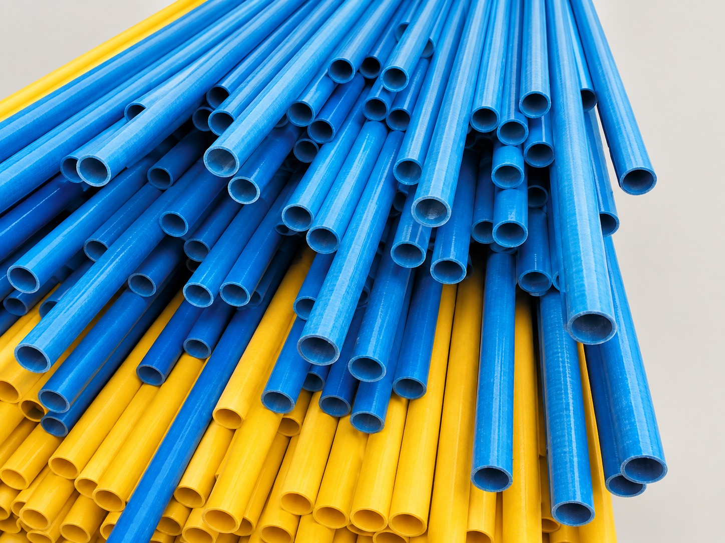 Round tubes in fiberglass composite